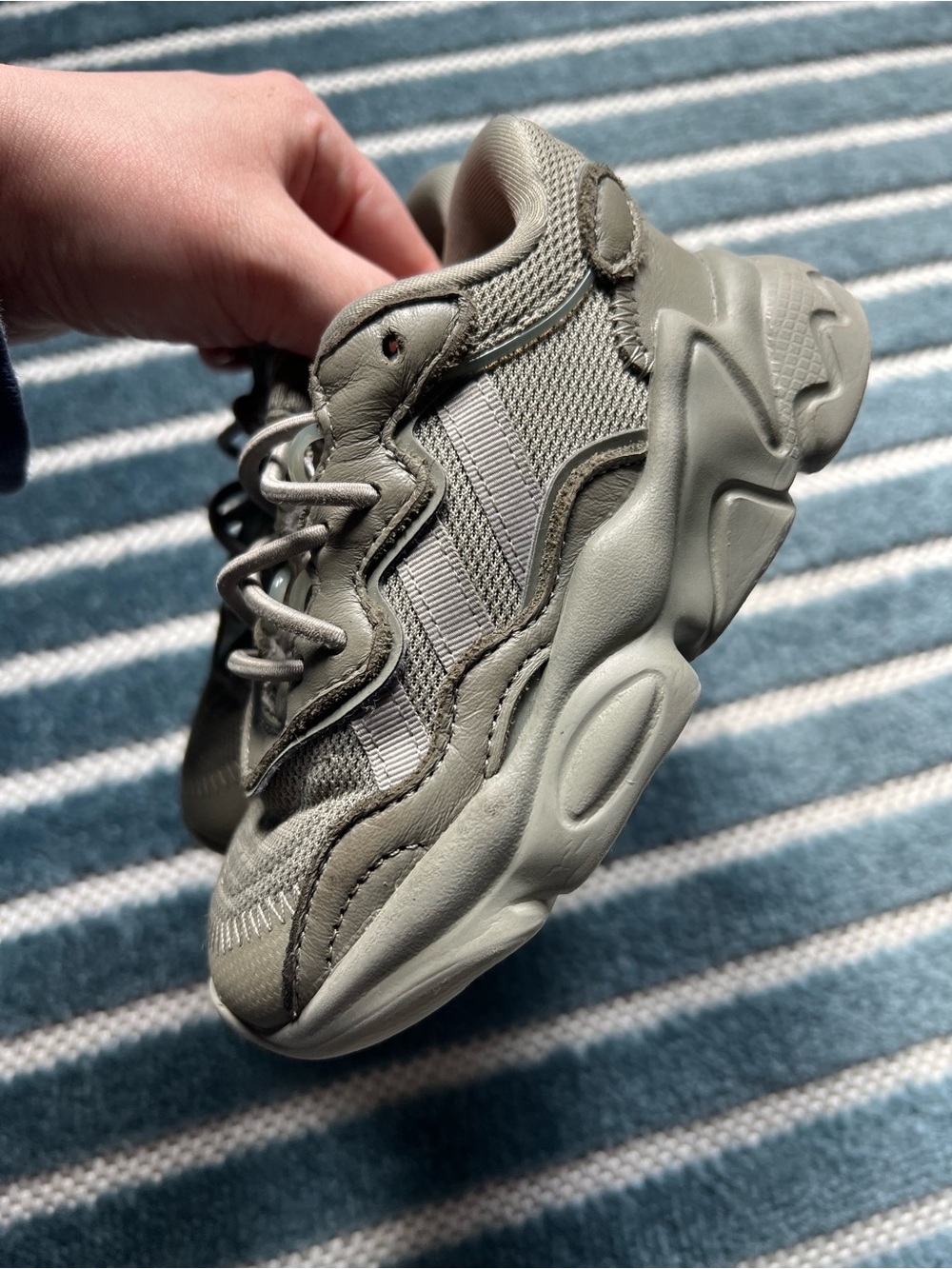 Adidas Ozweego 8C kids sneaker